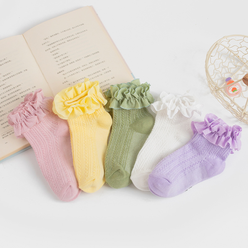 Picture of Girls Lace Socks Stylish Korean Style Children's Socks Trendy ins Fashion Lace Baby Princess Socks White Dance Socks