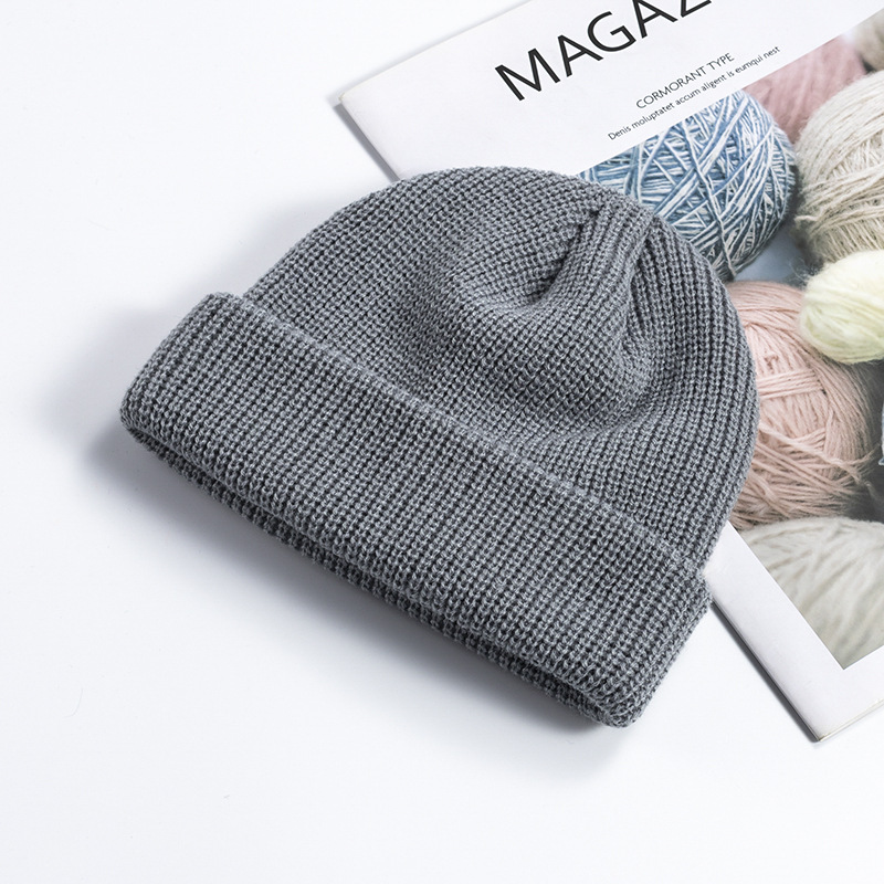 Picture of Melon Skin Hat Men's Korean Style Trendyy Autumn and Winter Woolen Hat Student Fashion Cuffed Yuppie Cold Hat Women's Brimless Knitted Hat