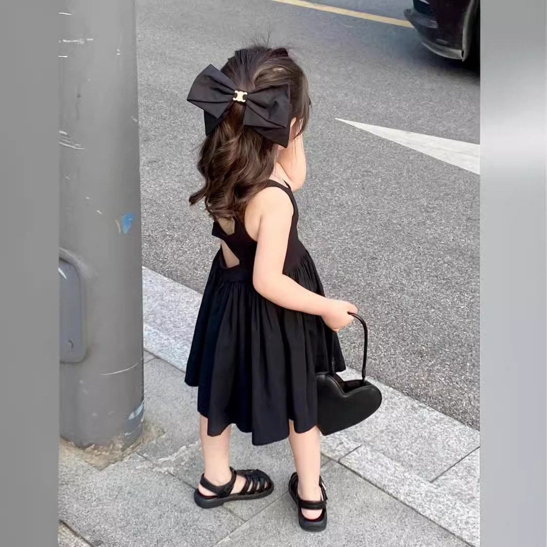 Picture of Girls Dress 2024 Summer Dress Girls Skirt Temperament Backless Cross Beach Suspender Skirt Discreet Tank Top