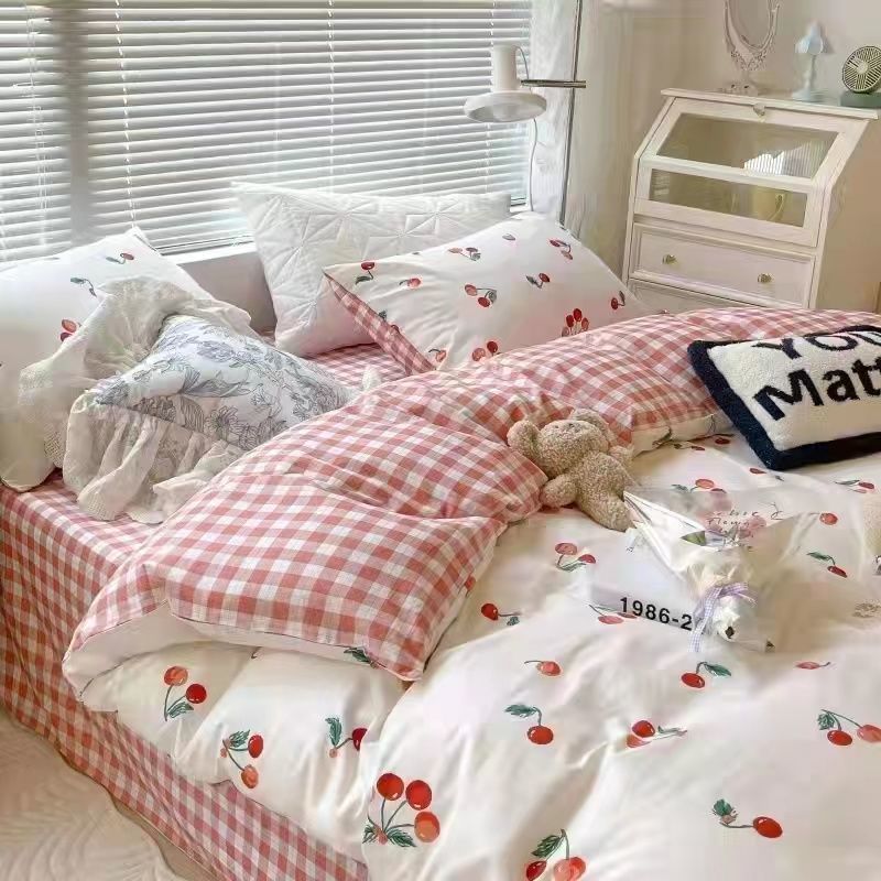 Picture of Four Seasons Washed Cotton ins Quilt Cover Four-piece Set Student Dormitory Bed Sheet Double Three-piece Set Quilt Cover Bedding