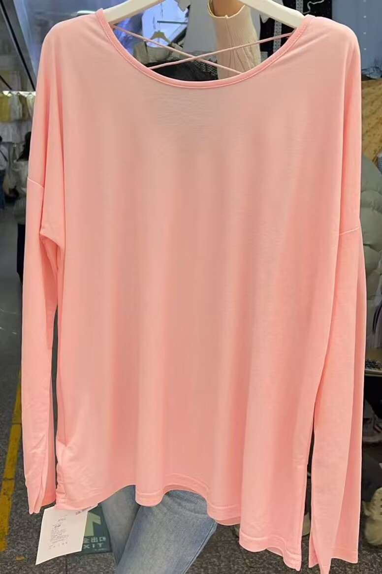 Picture of Loose Version of Thin Backless Long-Sleeved Sun Protection T-Shirt Women's Air-Conditioned Blouse Niche Design Top Summer Light