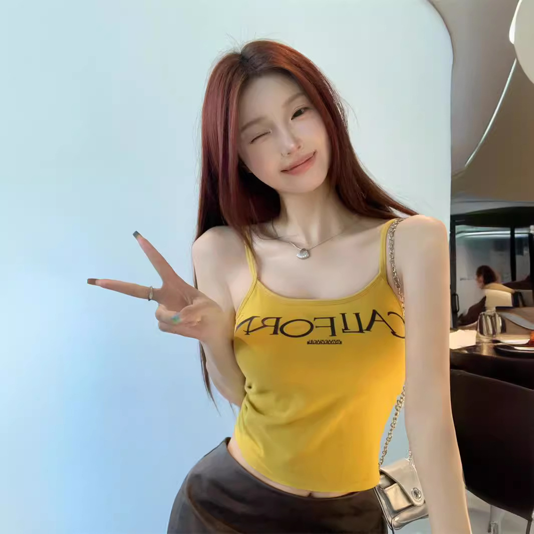 American-Style Letter Print Camisole with Chest Pads for Women, Summer Slim-Fit Short Top for a Trendy Look