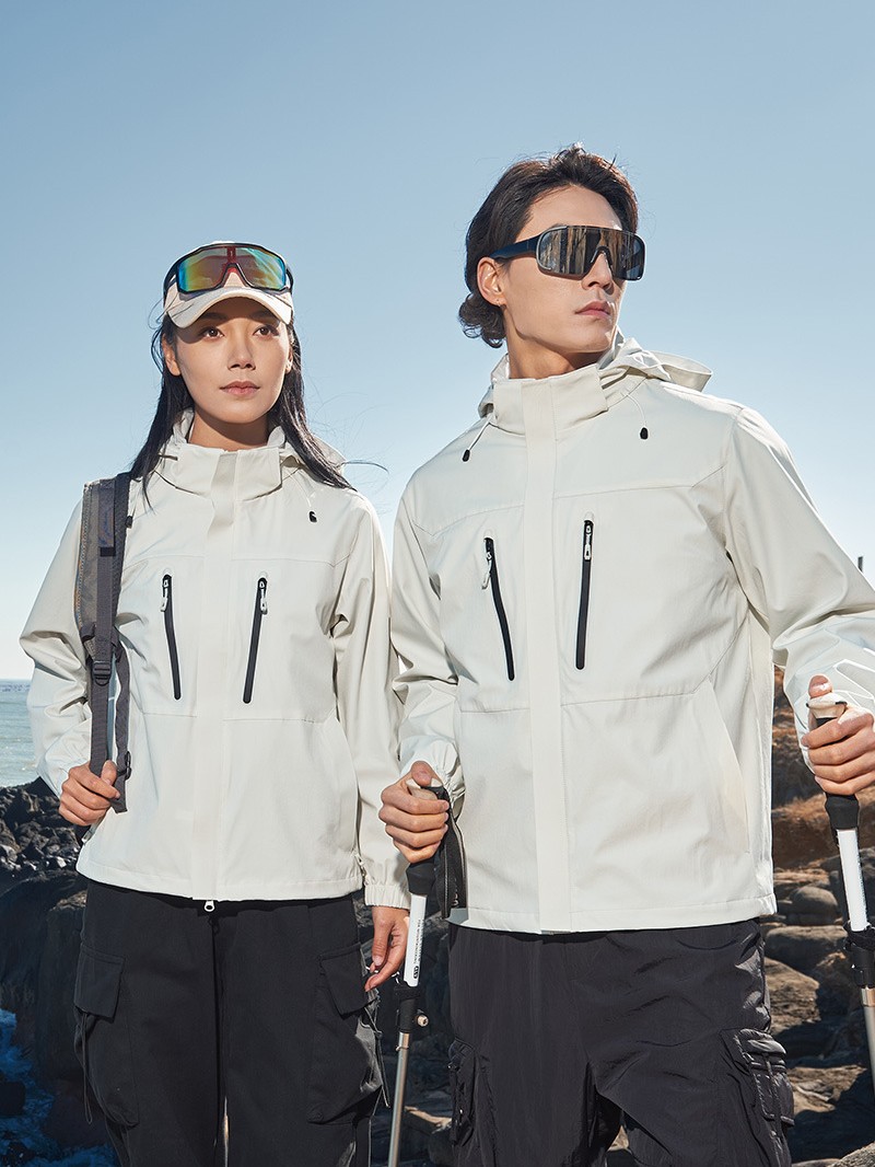 New Single Jacket for Men and Women, Spring & Fall Universal Outdoor Hooded Windproof Jacket, Breathable and Lightweight Couple Mountaineering Clothing