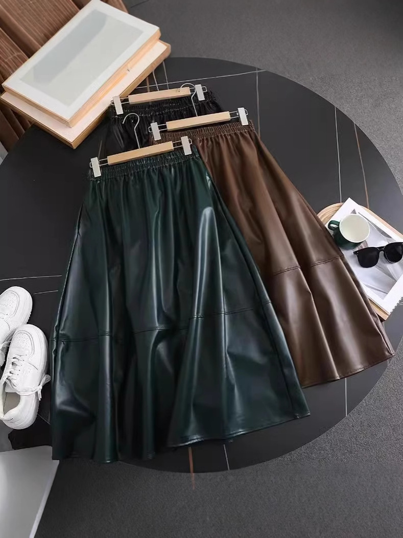 PU leather skirt women's 2024 autumn and winter new fashion A- shaped skirt chubby girl elastic high waist hip covering slim hip skirt