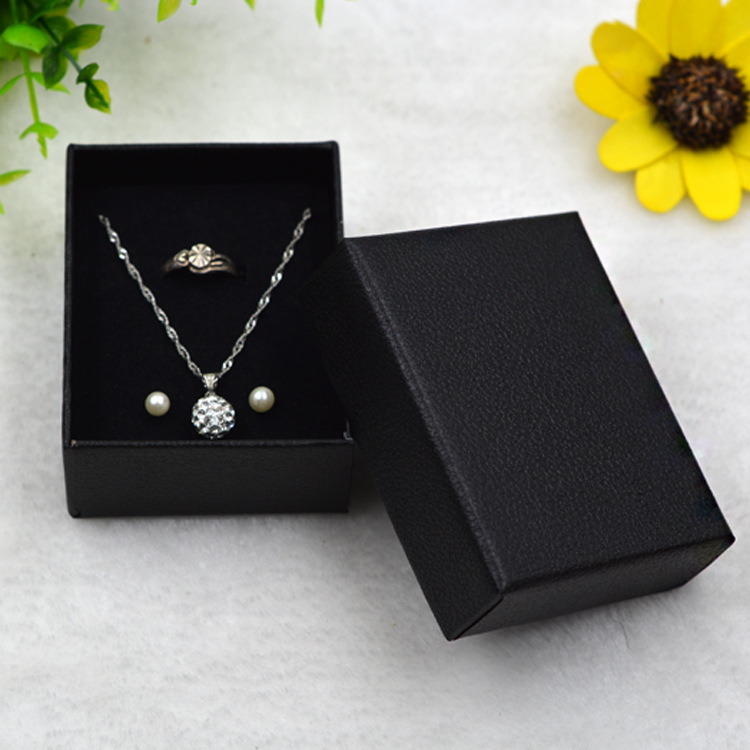 Picture of Ready-Made Kraft Paper Box Black Jewelry Necklace Ring Earring Box Bracelet Packaging Box Lid and Base Jewelry Box