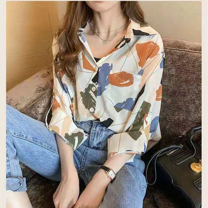 Picture of Spring New Women's Korean-style Loose Western-style Lapel Printed Chiffon Shirt Top Cardigan Casual Long-sleeved Shirt