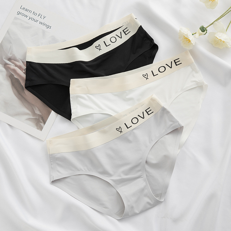Sporty-style seamless one-piece ice silk underwear women's Japanese-style solid color simple girls mid-waist triangle shorts students