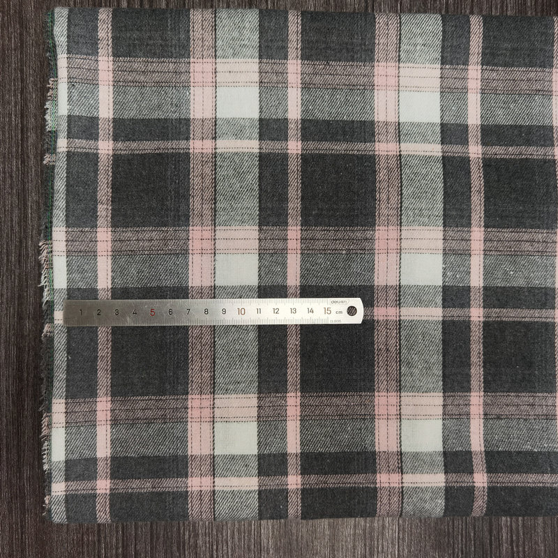 Picture of Spot twill sanding cotton plaid children's shirt plaid fabric 21 yarn-dyed flannel decorative fabric