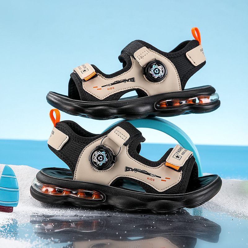 PLUS summer new 8 boys sandals 9 boys cowhide 13 beach shoes 10 big children 12 junior high school students 15 years old