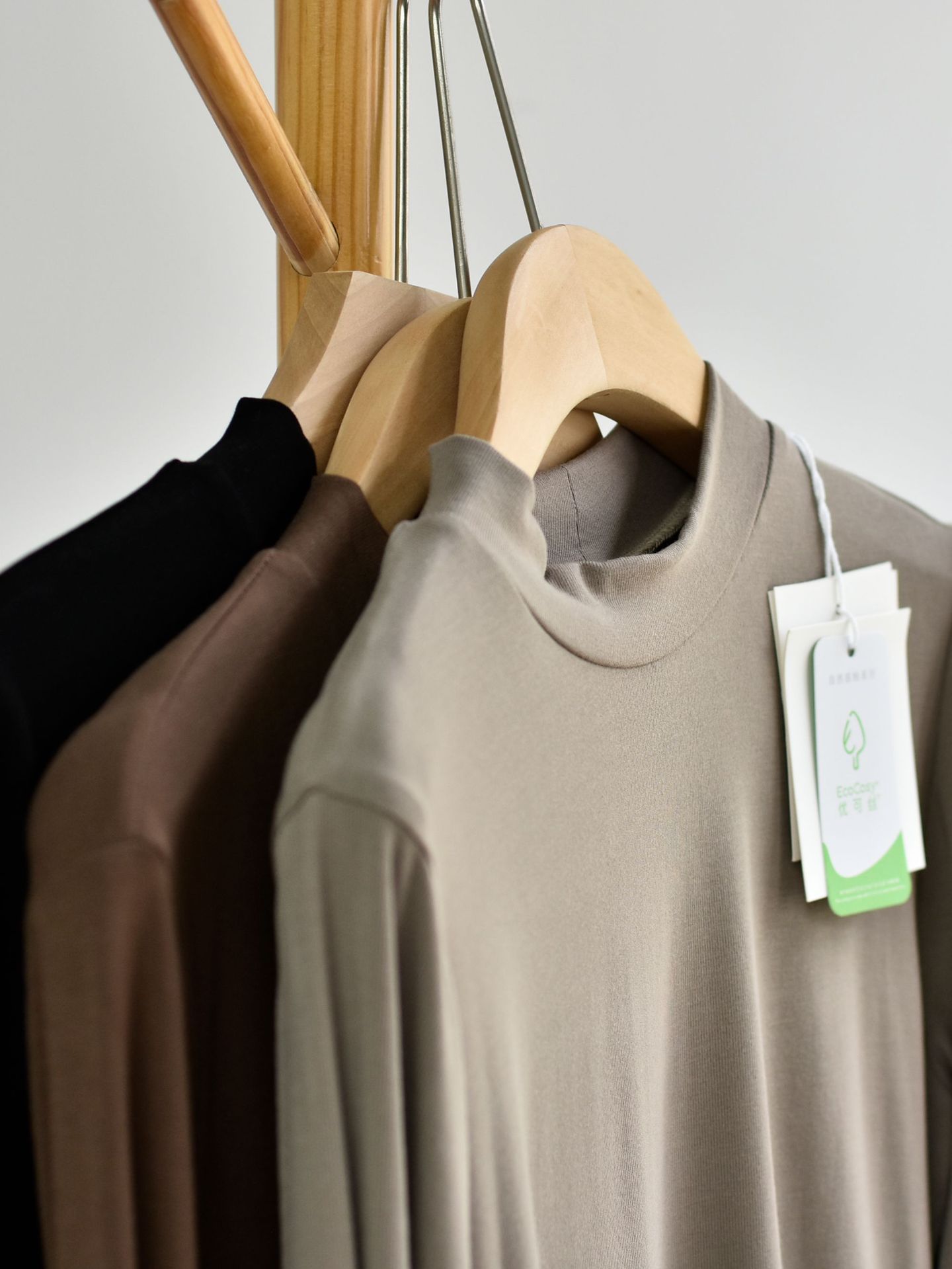 Picture of [Every Shirt with Middle Collar] Autumn Women's Clothing Boutique New Eco Silk Mid-Collar High-Count High-Density Women's Clothing Very Thick Bottoming Shirt