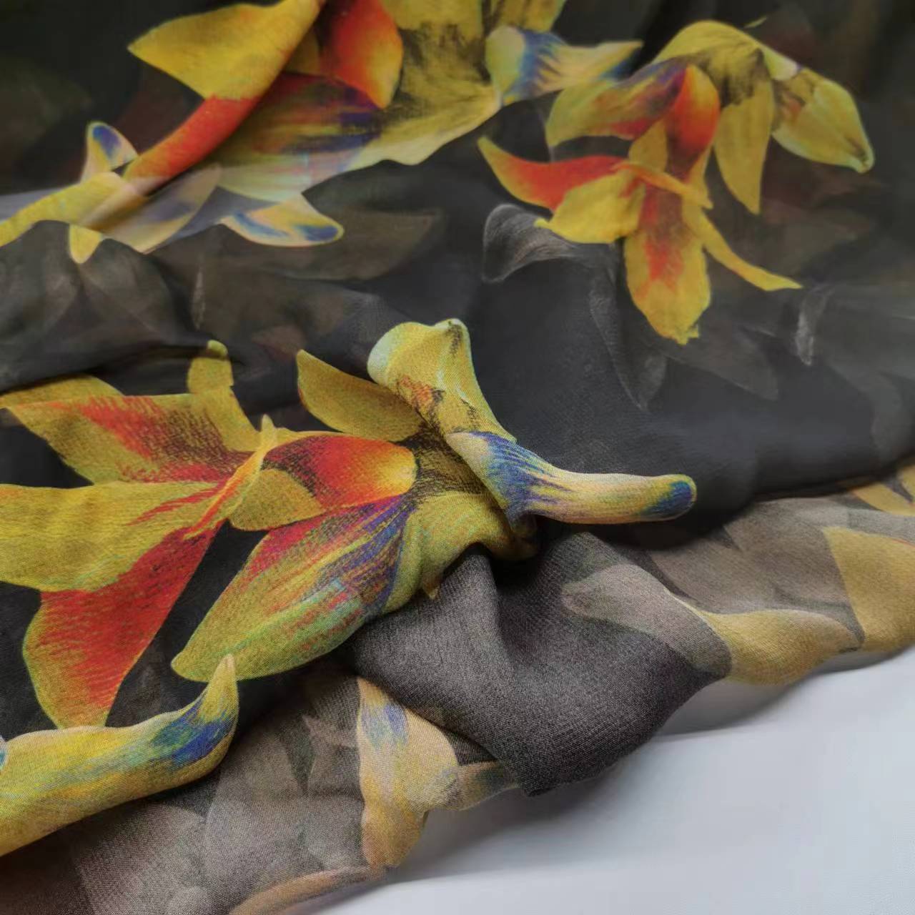 Black Printed Silk Georgette Fabric Wide Fashion Skirt Silk Fabric