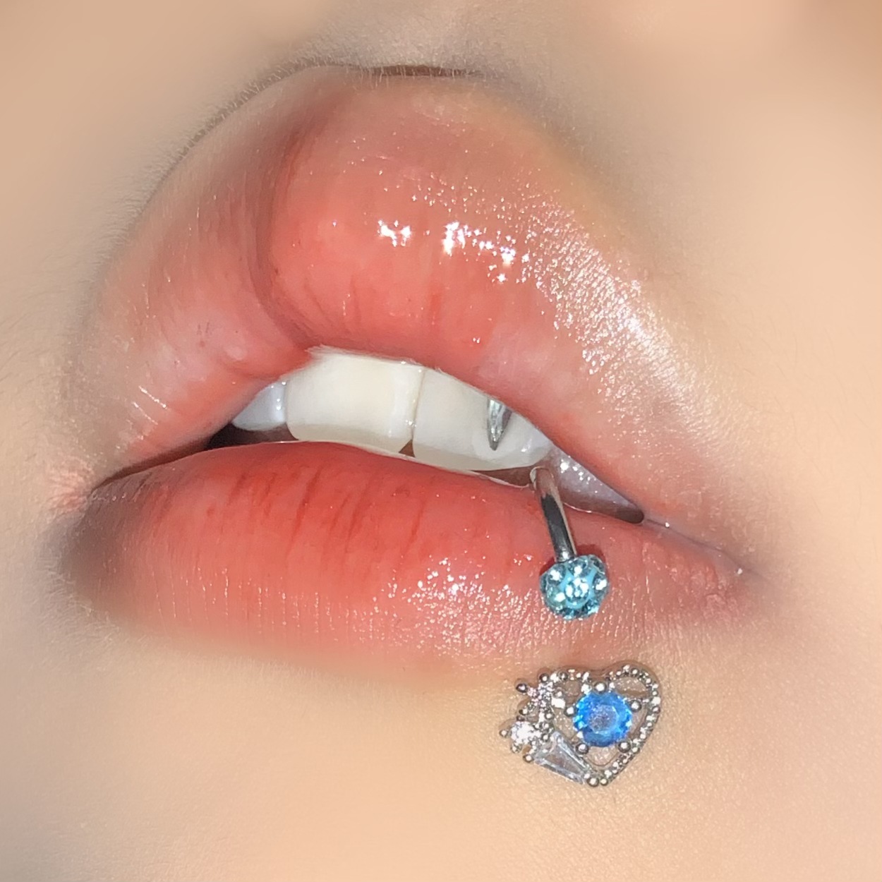 Aili Dream Diamond Zircon Love Light Luxury High-End Titanium Steel Lip Ring Cross-Border Piercing Yiwu Accessories
