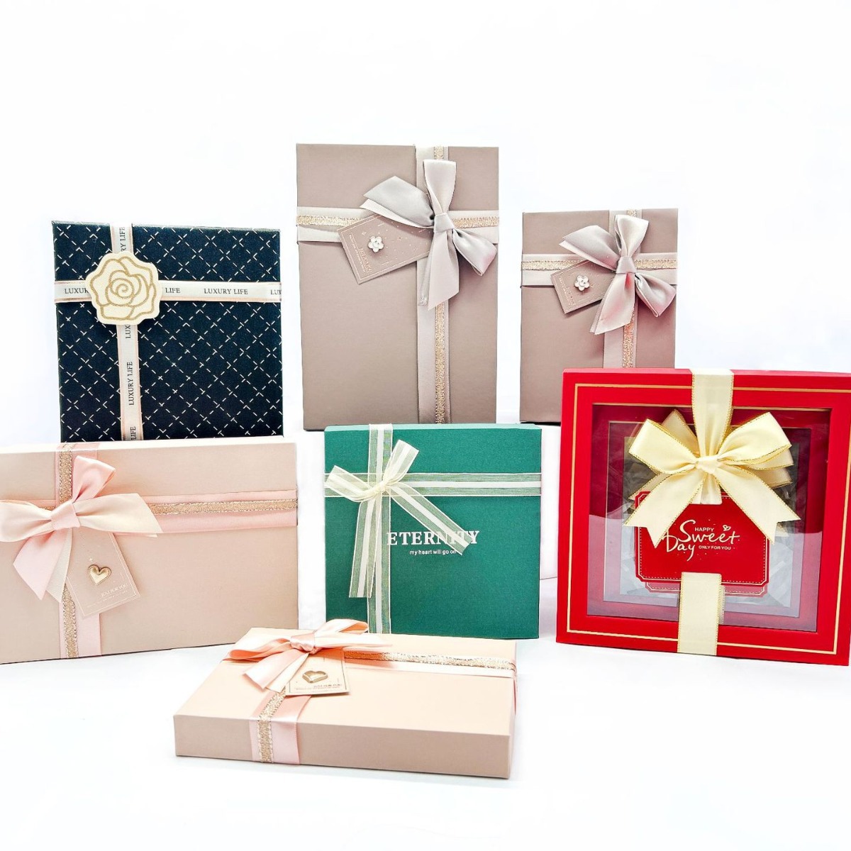 Hand-Held Paper Bags, Cardboard Gift Shopping Bags, Paper White Cardboard, Kraft Paper Bags, Tea and Clothing Stores