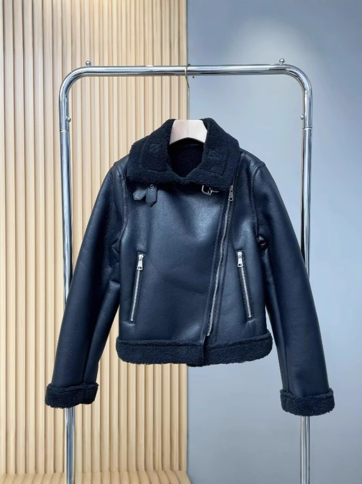 Picture of Cross-Border Aliexpress Popular Women's Clothing Zr Spot Black Warm Fur One-Piece Double-Sided Pu Imitation Leather Jacket for Women