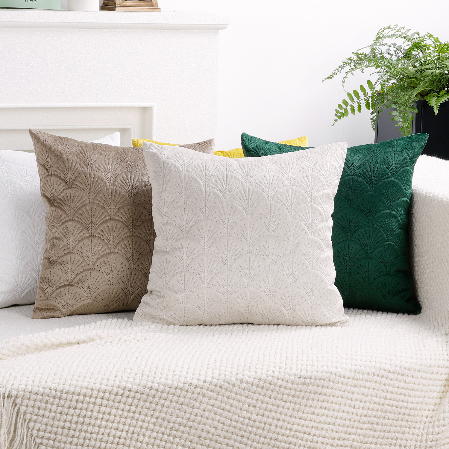 Picture of Scandinavian Style Ginkgo Leaf Sofa Pillowcase Living Room Decoration Pure Color Velvet Back Cushion Cover, Home Bedside Cushion