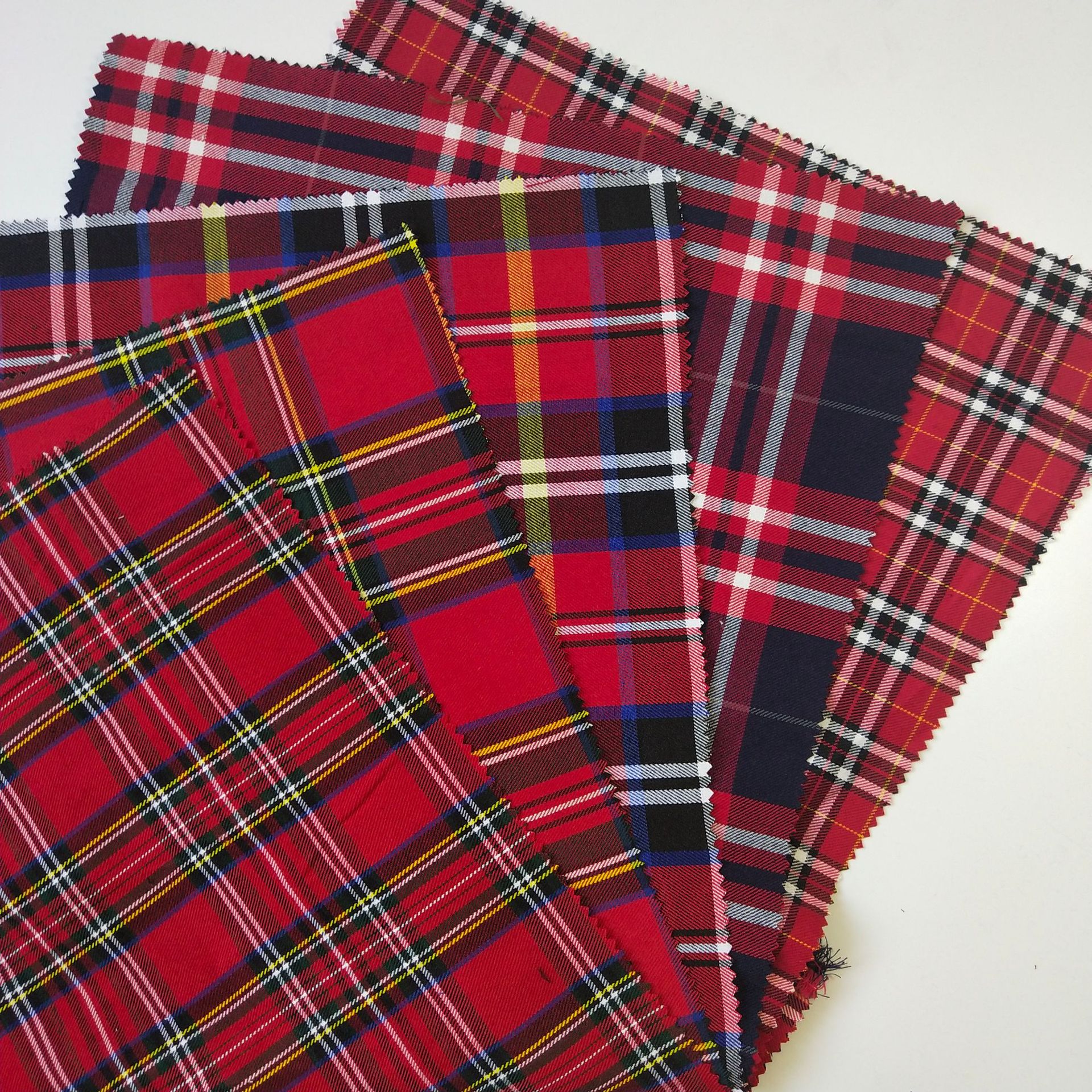 Tr School Uniform Plaid Cloth Popular T-Dyed Plaid Pleated Skirt Fabric Jk Uniform Plaid Sample