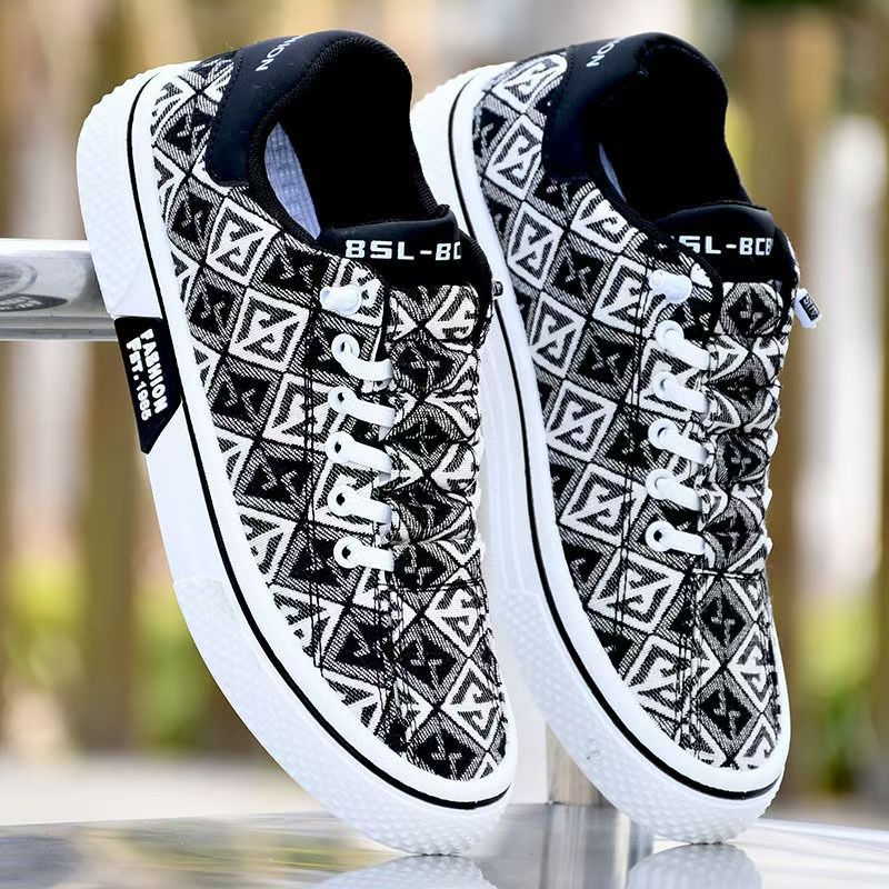 Old Beijing Cloth Shoes Men's Shoes Spring and Summer New Canvas Shoes Thin Trendy Shoes Trendy All-match Casual Board Shoes for Teenagers