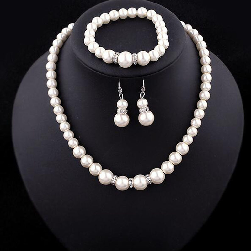 Pearl Necklace Earrings Bracelet Set Three-piece Set European and American Cross-border Personality Pearl Collarbone Necklace Jewelry Set