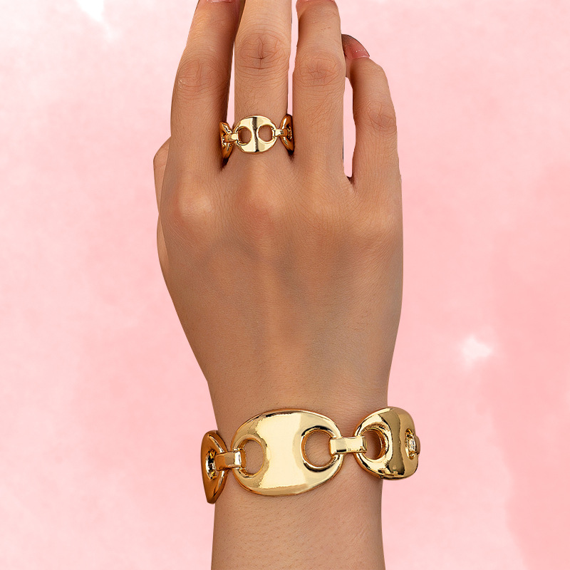 Fashion Minimalist Hollow Creative Design Opening Bracelet Solid Color Light Luxury Jewelry Bracelet Ring suit