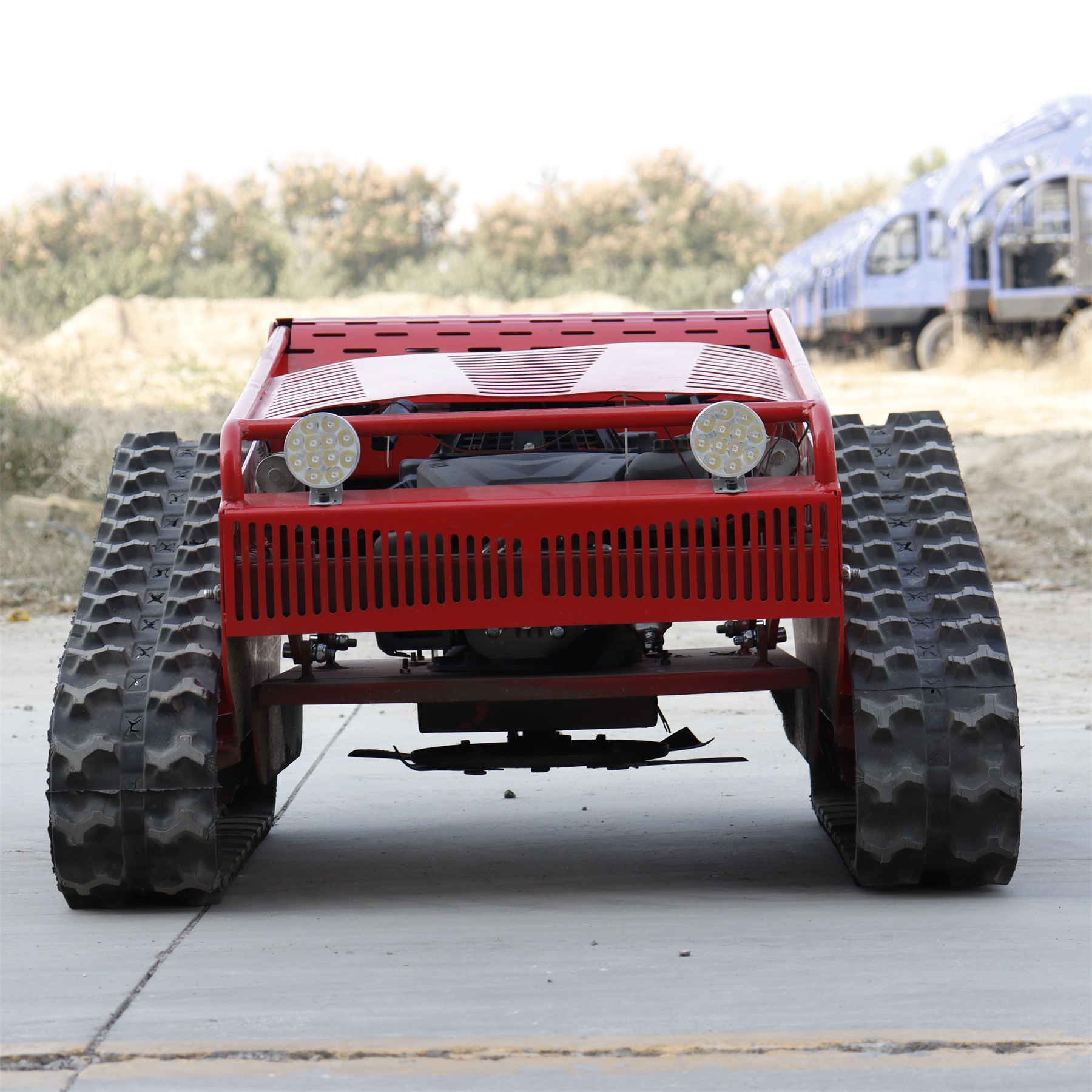 Picture of Export to the United States agricultural remote control lawn mower HT750 intelligent crawler orchard lawn mower lawn mower manufacturers
