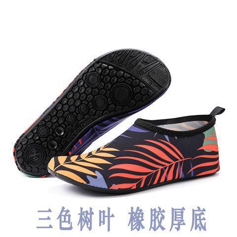 Picture of Factory direct beach shoes and socks snorkeling shoes diving equipment beach socks non-slip quick-drying swimming diving shoes