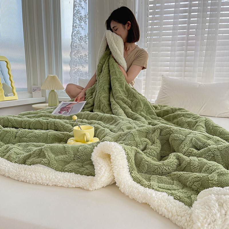 Foreign Trade Lamb Fleece Blanket Coral Flannel Sofa Blanket Nap Office Shawl Air Conditioning Blanket Gift