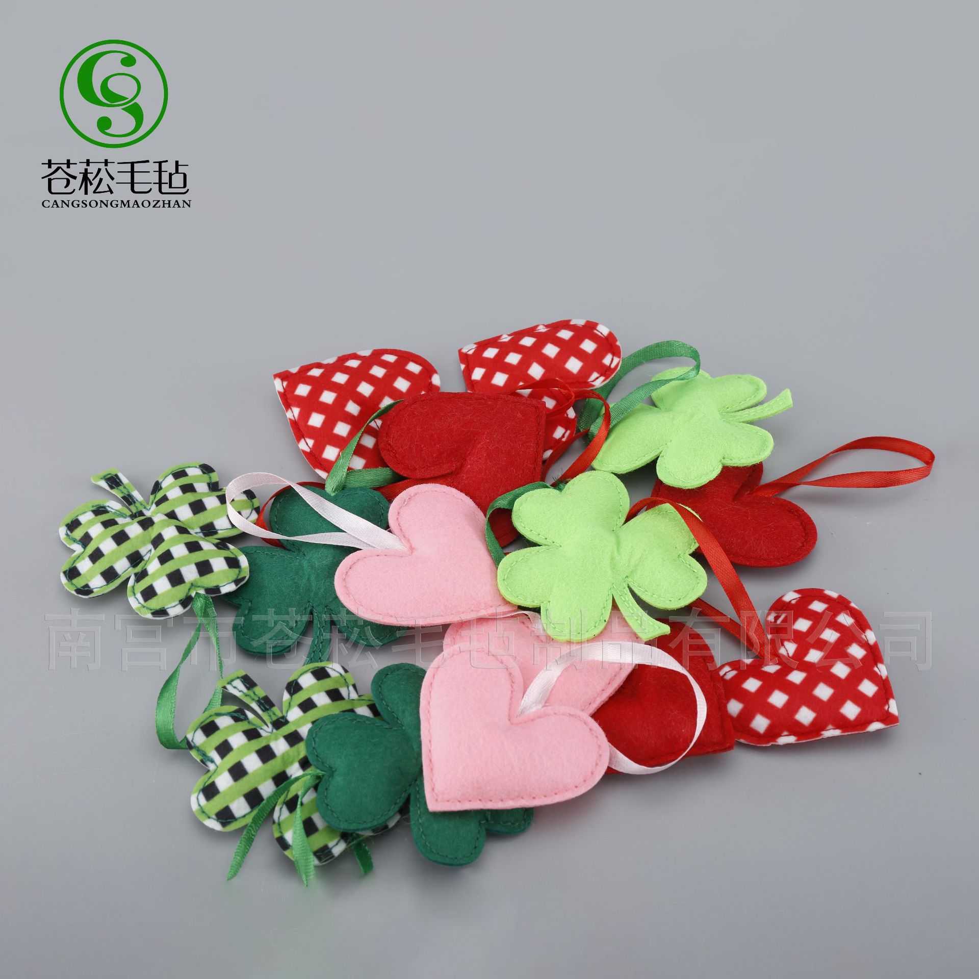 Felt Pendant Four-Leaf Clover Arrangement Custom Heart-Shaped Pendant Indoor Heart Felt Pendant Clover Felt Pendant