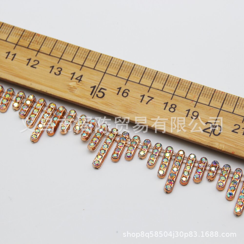 New factory hanging pendant rhinestone chain plastic chain dress performance costume shoes boots millinery clothing accessories