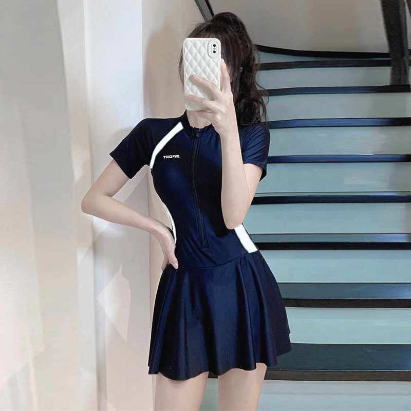 Picture of Swimsuit Women's One-piece Sports Hot Spring Swimsuit Simple Conservative Slim Slim Dress Vacation Swimwear Wholesale