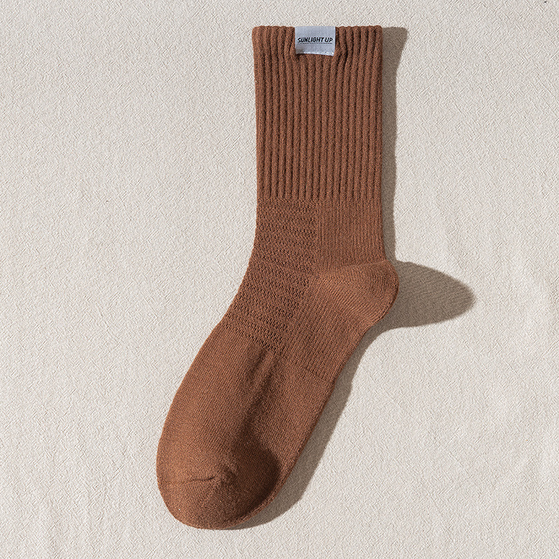Picture of Autumn and Winter New Breathable Sports Trendy Socks Men's Towel Bottom Mid-length Socks Korean Letter Cloth Label Basketball Men's Stockings