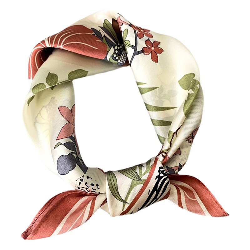 2022 Early Spring New Flower Pattern Mulberry Silk Small Scarf in stock Stylishly Collarbone Decorative Scarf Scarf Scarf Scarf