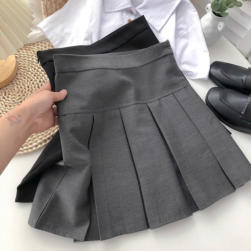 High-Waisted Korean-Style Bodycon Short Skirt with Anti-Exposure Design, 2024 Slimming Summer Solid Color Pleated Skirt for Women, A-Line Fashion