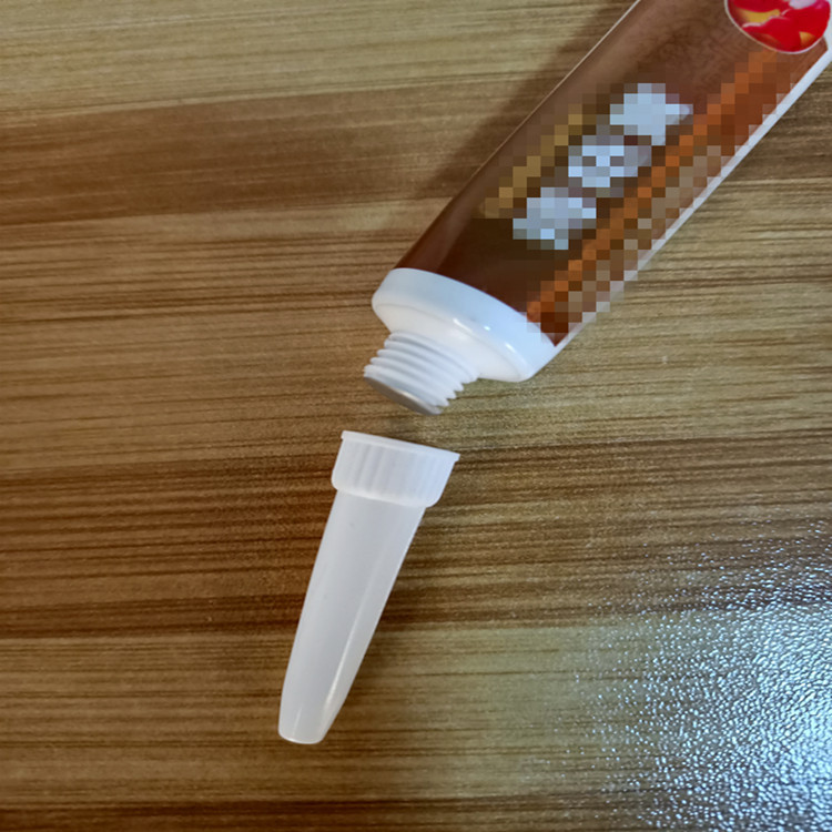 Plastic manufacturer hemorrhoids bolt head white pointed cover thin mouth plum blossom catheter pointed mouth cover 10 teeth