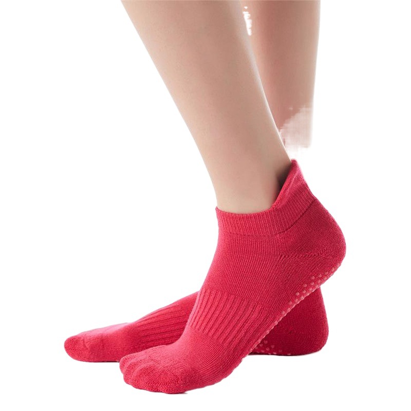 Heel-protecting cotton terry sports socks cross-border supply breathable sweat-absorbent round head dispensing yoga socks non-slip yoga socks