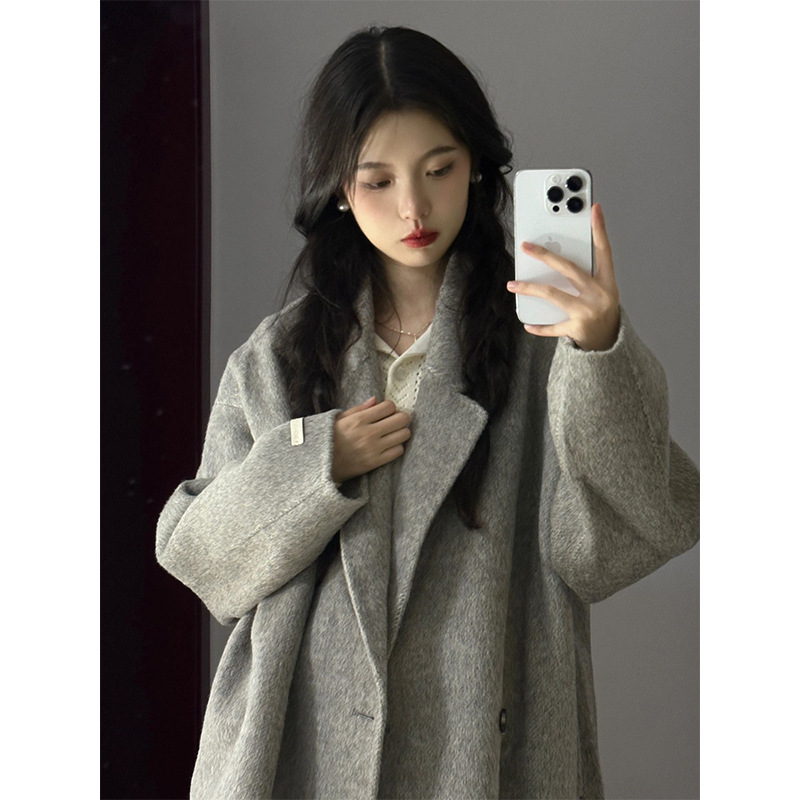 Picture of Autumn and Winter New Four-button Loose Korean Style Elegant Double-sided Cashmere Coat Mid-length Thickened Wool Coat for Women