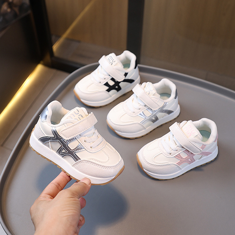 Cracked children's sports shoes, running shoes, autumn boys' 'Argan shoes, toddler's casual shoes, girls' soft-soled walking shoes.'