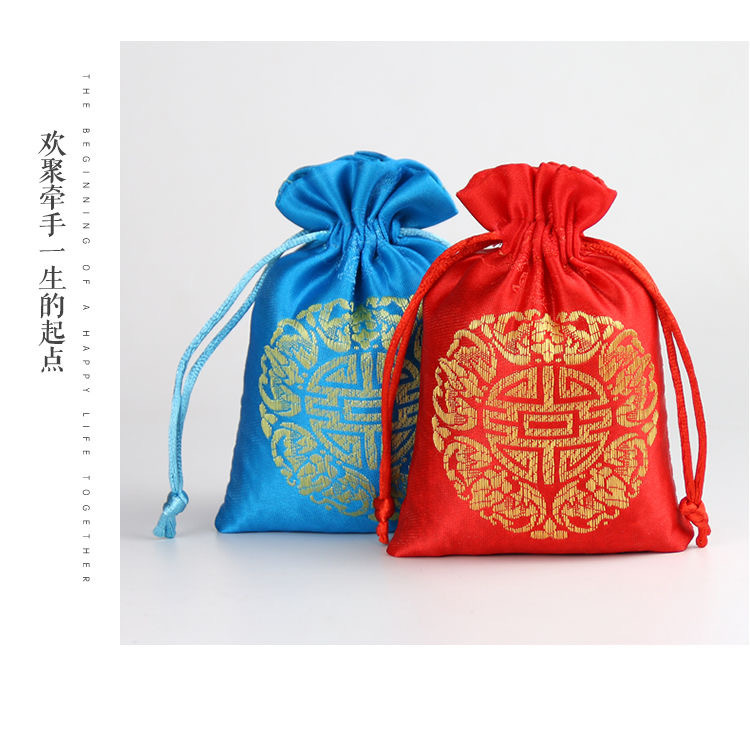 Picture of Wedding supplies wholesale brocade wedding candy bag wedding candy box wedding candy bag gift bag non