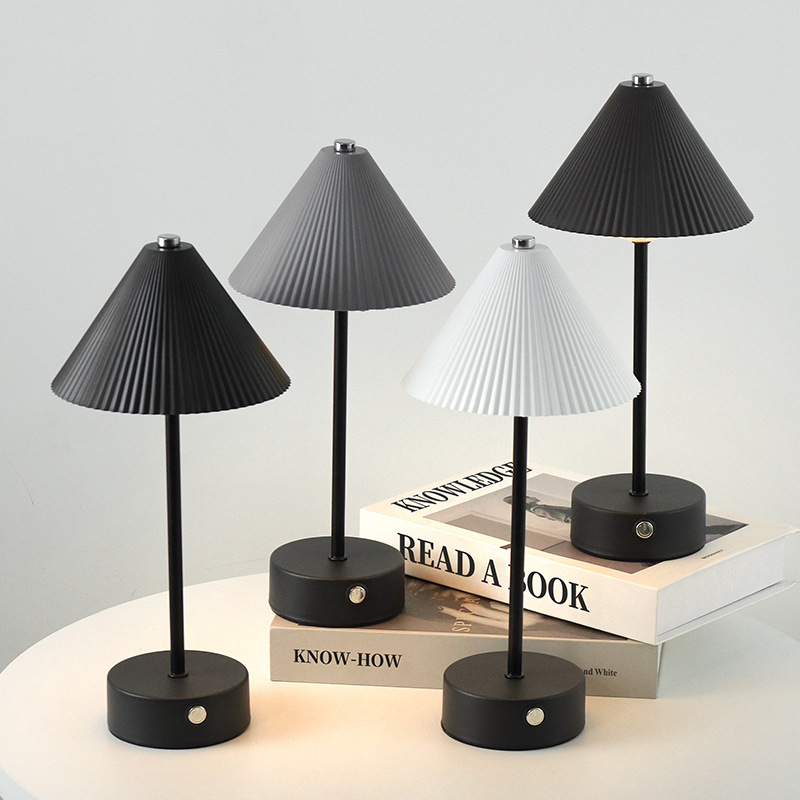 Cross-border Explosions LED Table Lamp Simple Bedside Lamp Cafe Atmosphere Lamp Table Lamp Touch USB Rechargeable Bar Table Lamp