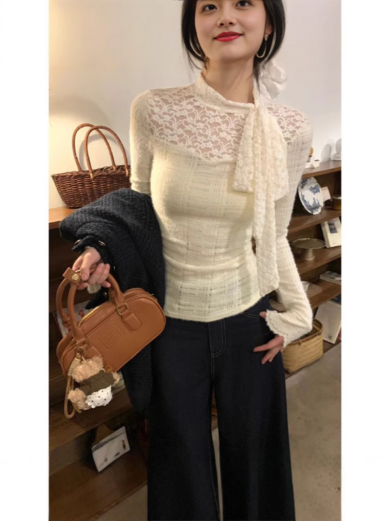 1660 Autumn and Winter New French Design Sense Lace Top Slim-fit Slim New Slim-fit Pure Base Shirt Women