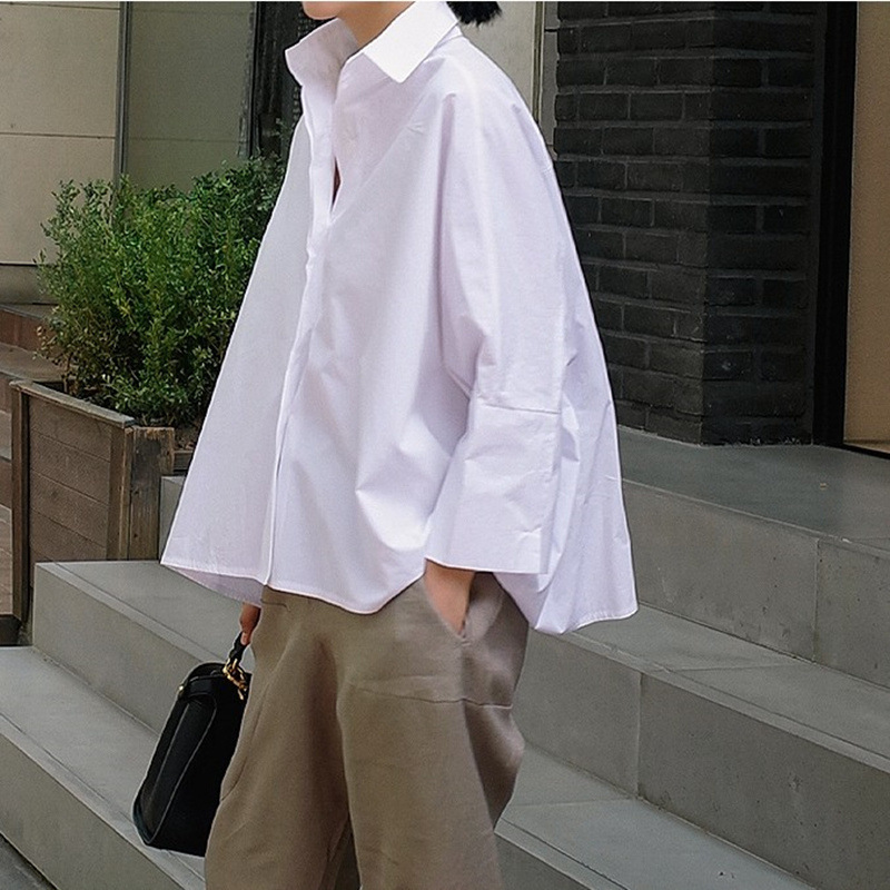 Cross-border Explosion New Long-sleeved Shirt Women's European Version Loose plus size Cotton White Cape Bat Sleeve Fashionable Shirt Trendy