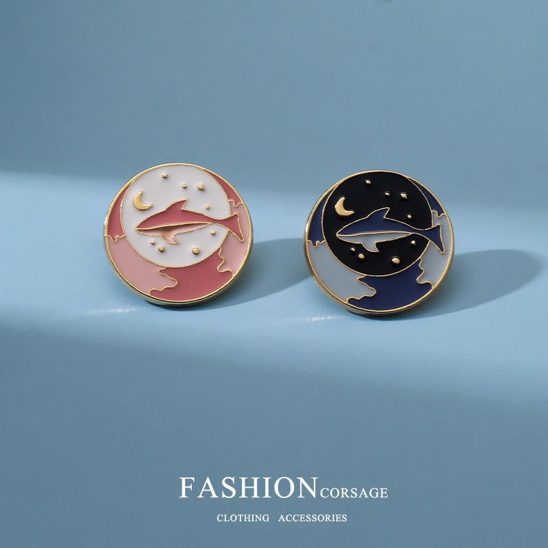 Ocean Series Brooch Whale Travel Commemorative Badge Pink Whale Blue Whale Cute Metal Pin for Men and Women Student Accessories