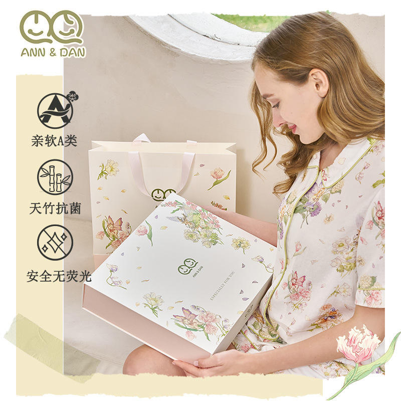 Picture of Xiao An Dan 25 Spring and Summer New Baby Gift Box Newborn Supplies Baby Full Moon High-end Six-piece Gift Box