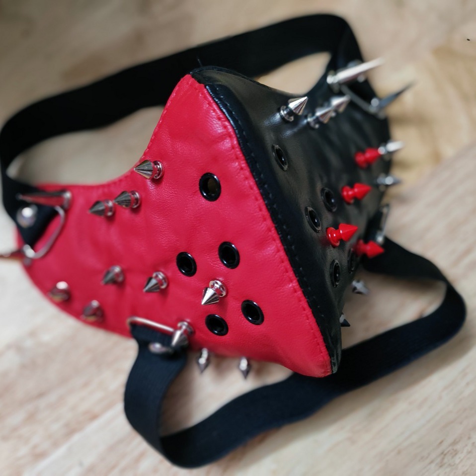 Picture of New Steampunk Party Black and Red Color-block Protective Mask Personalized Spike Dust-proof Halloween Adult Mask