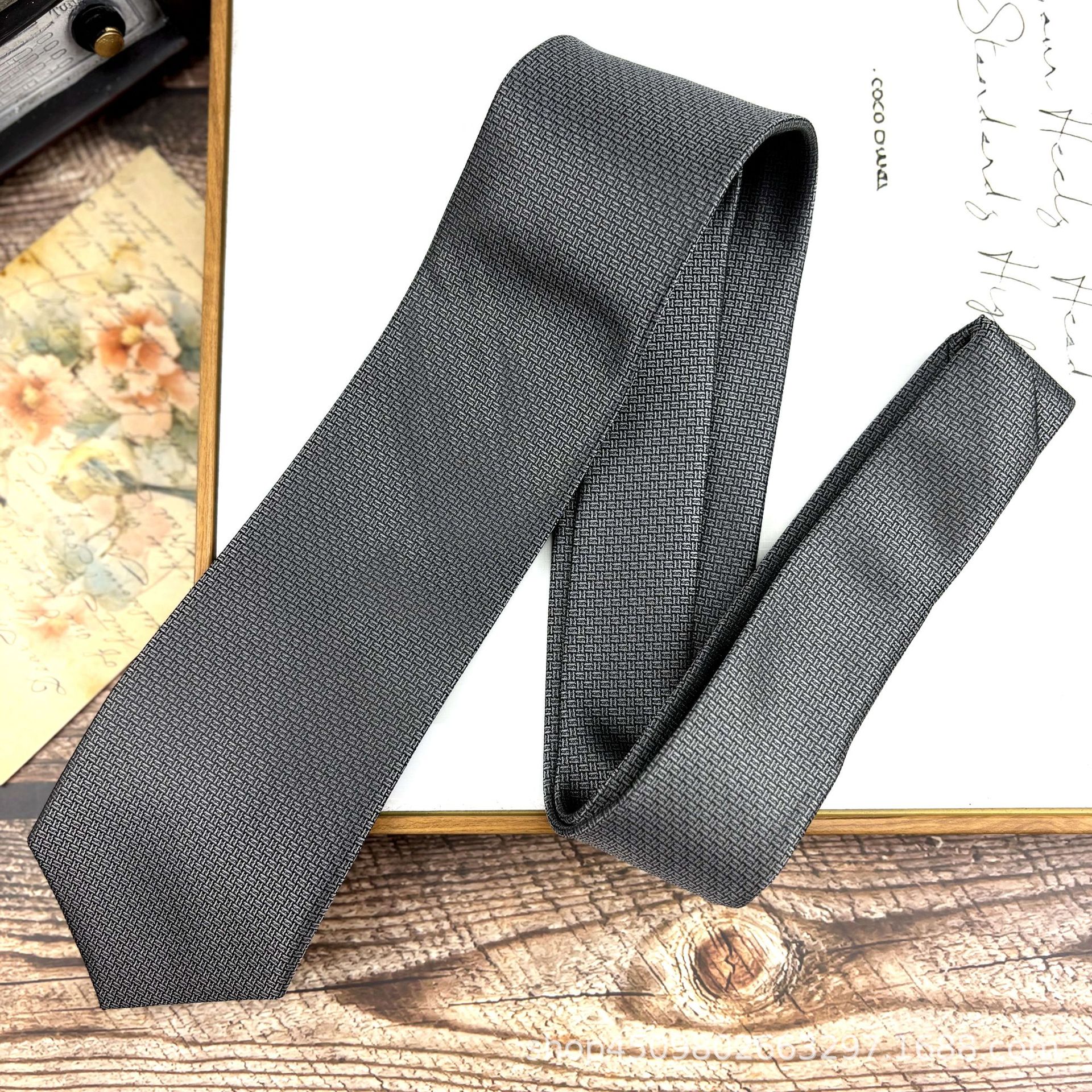 Picture of Retro Casual Clear Color Texture Tie Solid Color Men's Professional Dress Gentleman Working Groom Wedding Cafe Green