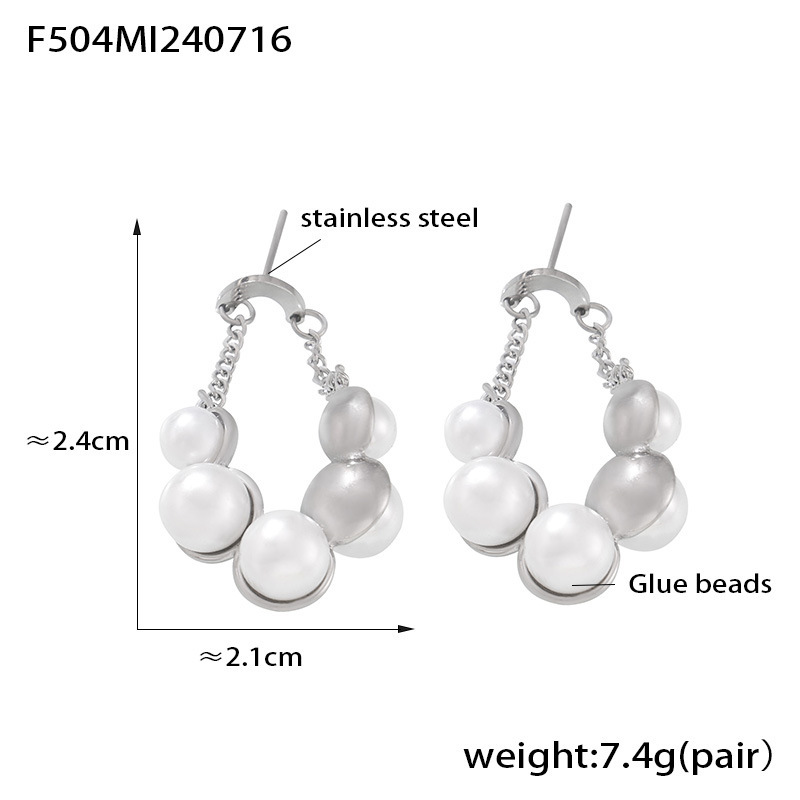 Picture of French Retro Imitation Pearl Earrings Niche Elegant Design Stainless Steel Plated 18K Gold Simple All-match Earrings in stock
