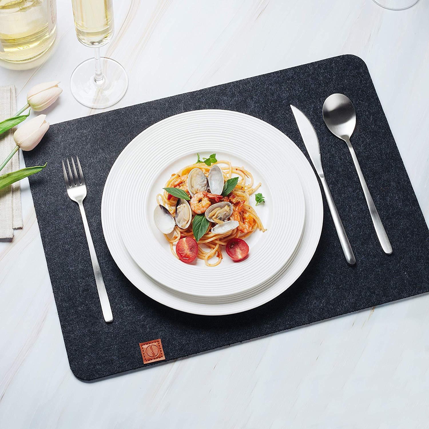The Manufacturer Directly Supplies a Large Number of Processed Felt Placemats, Coasters, Pot Pads, Felt Products, and Can Design Patterns Logo Placemats