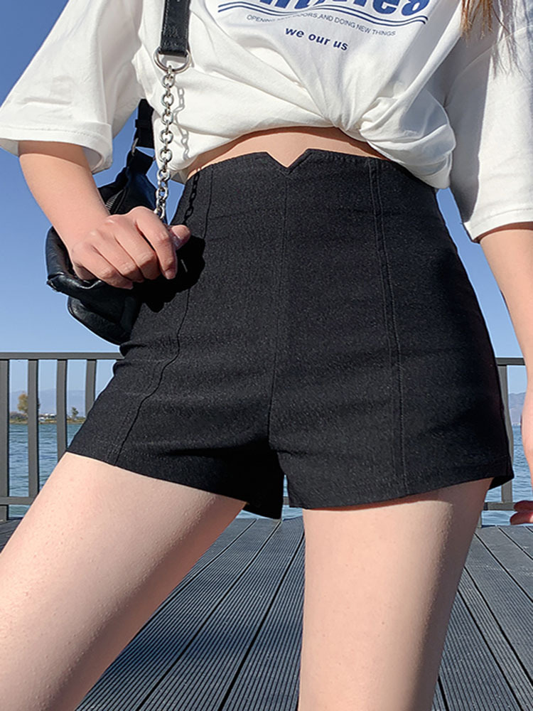 Shorts Women's Summer 2024 New High Waist Black Bottoming Outer Wear A- Shirt Pants Wide Leg Sexy Short Sleeve Hot Pants