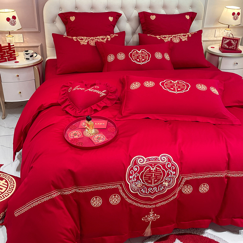Picture of High-end Chinese Dragon and Phoenix Embroidery Fashion Wedding Four-piece Wedding Big Red Bed Sheet Quilt Cover Accompanying Bedding