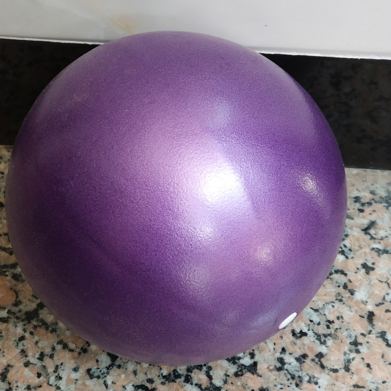 Picture of Yoga ball frosted thick explosion-proof clip back ball straw ball gymnastics ball fitness ball 25cm pilates ball wholesale