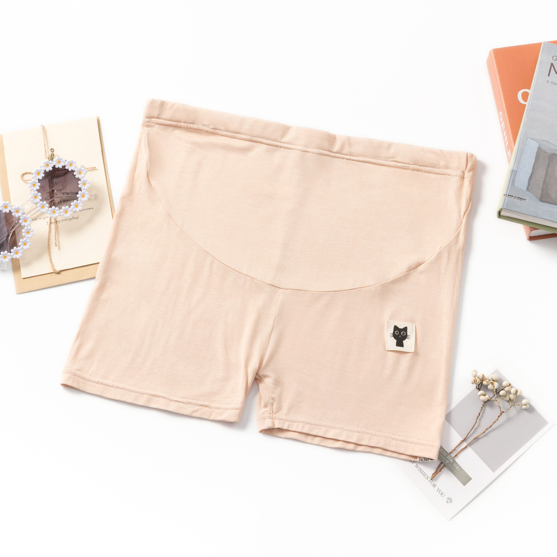 Picture of Maternity Shorts Fashion Thin Casual Pants Spring and Autumn New Maternity Pants Summer Three-Point Pants Outer Wear Belly Support Pants Base Layer